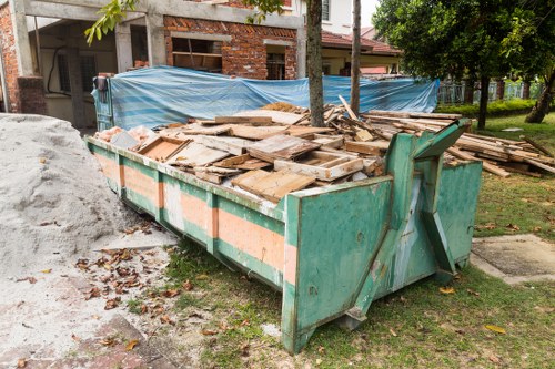 Organized clearance of household items in Temple